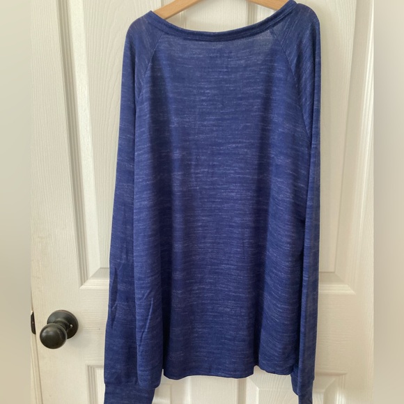 NWT Muk Luks Pajama Set Blue top with Penguin Fleece Pants - Picture 2 of 10